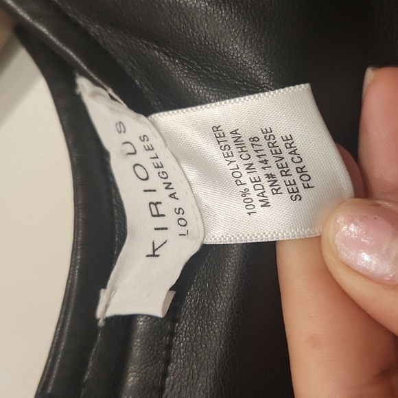 Kirious Women's Black Faux‎ Leather Crop Top - Picture 4 of 6